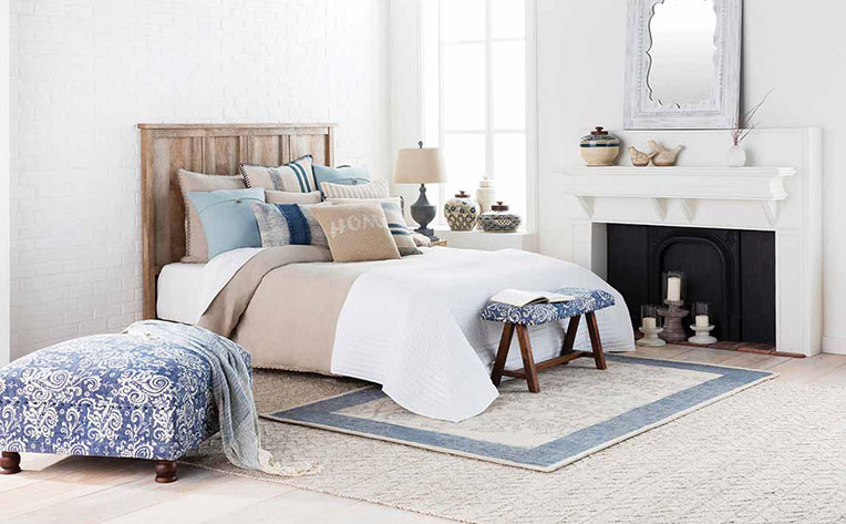 Beach house decorations in a bedroom